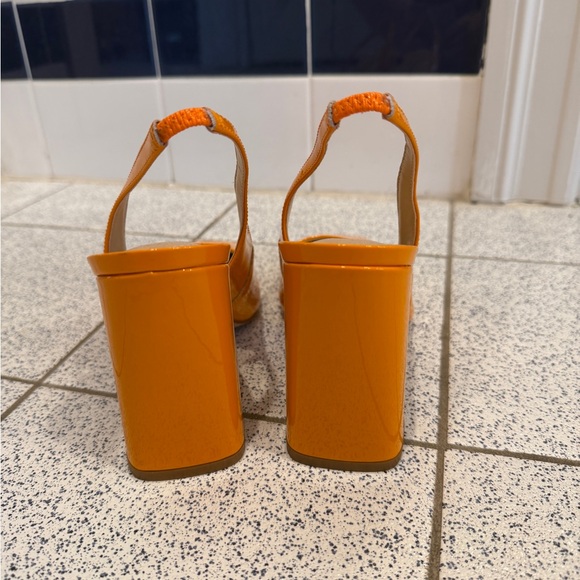 Marc Fisher sling backs - Picture 5 of 8